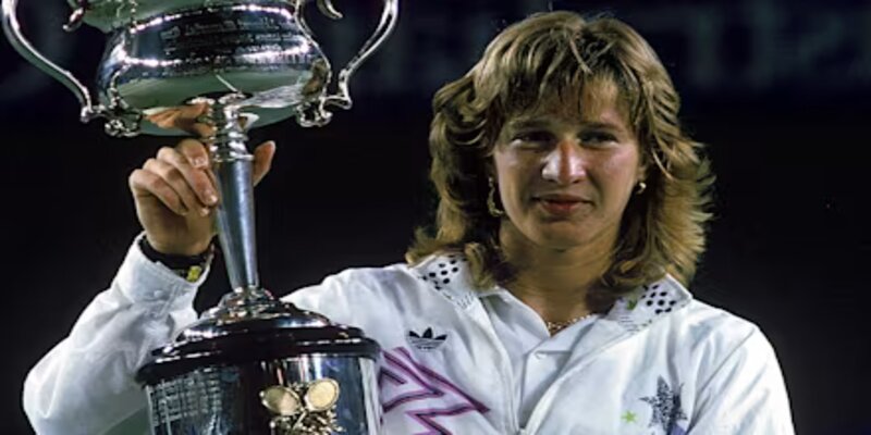 Steffi Graf là một trong số ít nữ VĐV đạt Golden Slam